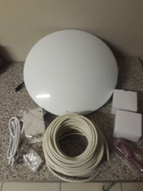 14" HDTV Shakespear antenna