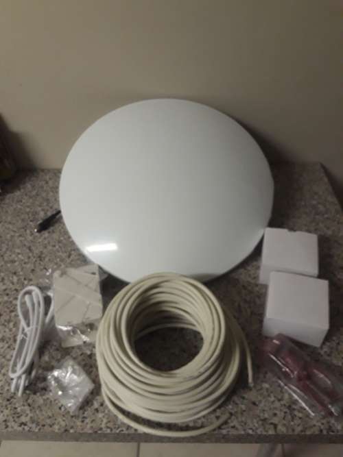 14" HDTV Shakespear antenna
