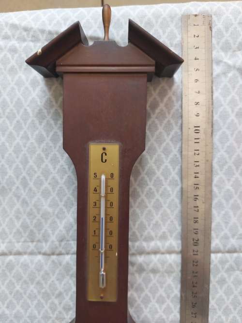 Vintage stockburger barometer