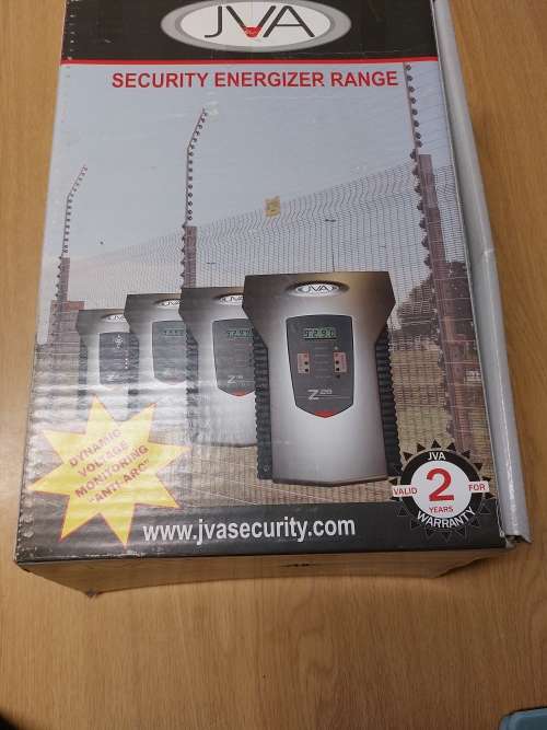 JVA Z14 electric fence energizer