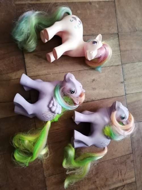 3 My Little Ponies