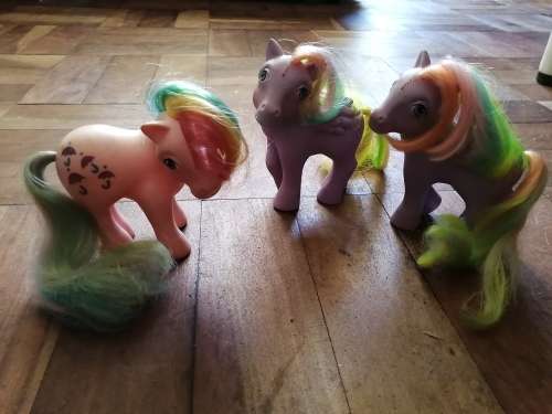 3 My Little Ponies