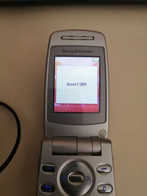 Sony Ericsson Flip Up Cellphone
