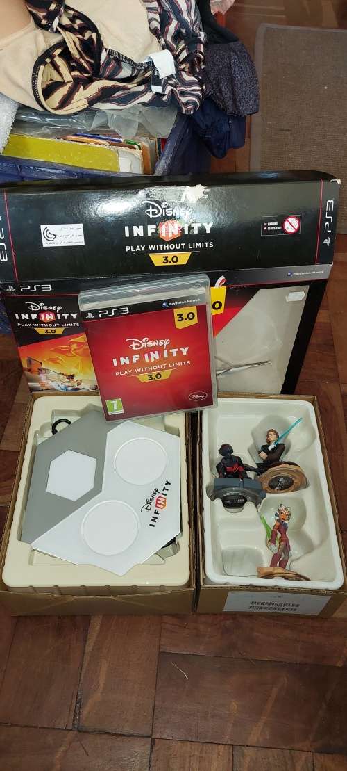 Disney infinity play without limits 3.0 Star Wars starter pack Playstation 3
