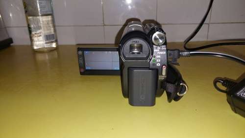 Sony Handycam hybrid DCR-DVD610 DVD+ memory stick camera