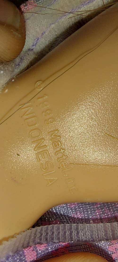 7 X Barbies (1966-2002) with bag of clothes and accessories