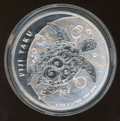 FIJI TAKU TURTLE  2012 5 OZ PURE SILVER BU COIN