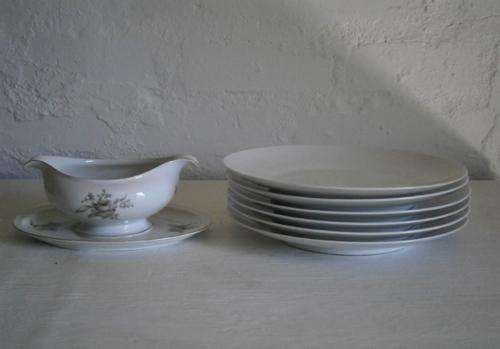 6 Rosenthale Dinner Plates &1 Rosenthale Gravy Boat+free gift