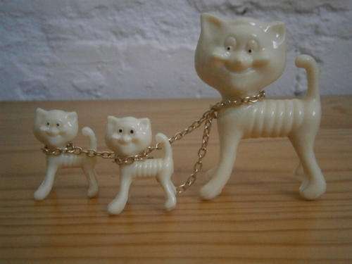 Vintage Plastic 1950's Cats