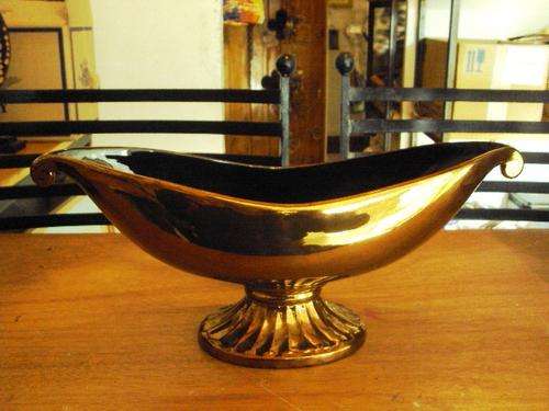 Glass Beswick pot - gold -