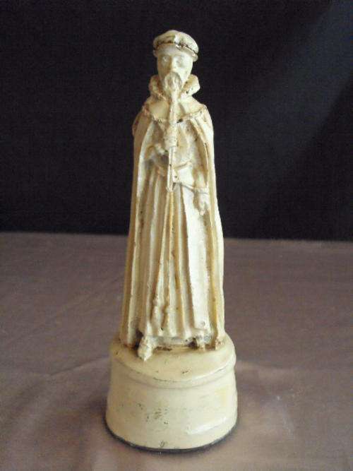 Small Statue - White