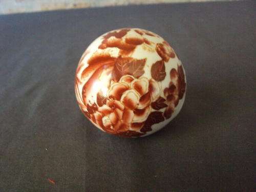 Glass ball - porcelain