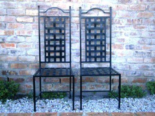 2 Black steel chairs - Seat size 46.5 x 44.5 cm - Chair Height 122.3 cm