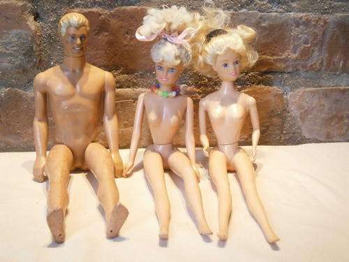Lot of 3 Dolls
