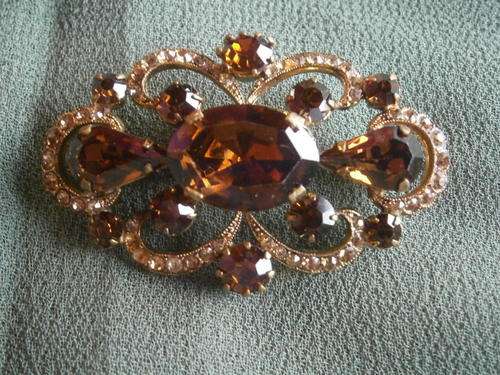 Beautiful Vintage Brooch