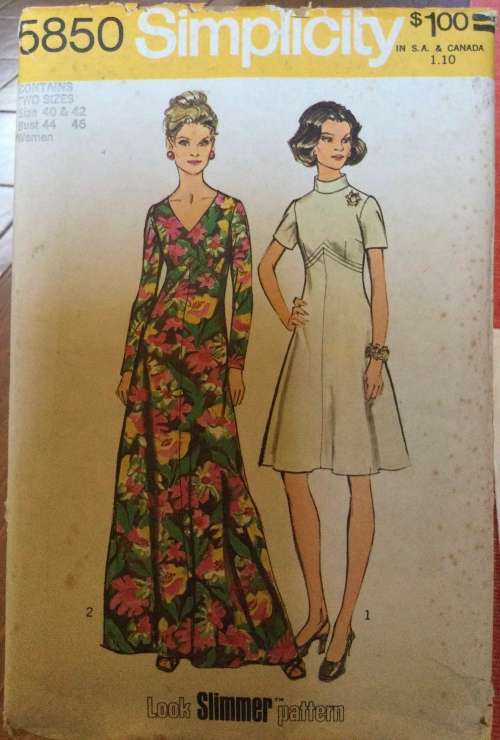 Simplicity 5850 sewing pattern, size 40-42, ladies` vintage dress in 2 lengths
