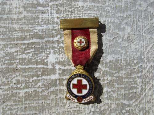 3 YEAR RED CROSS MEDAL