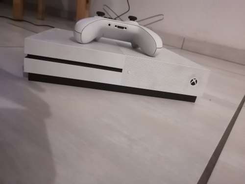 XBOX ONE S 1TB