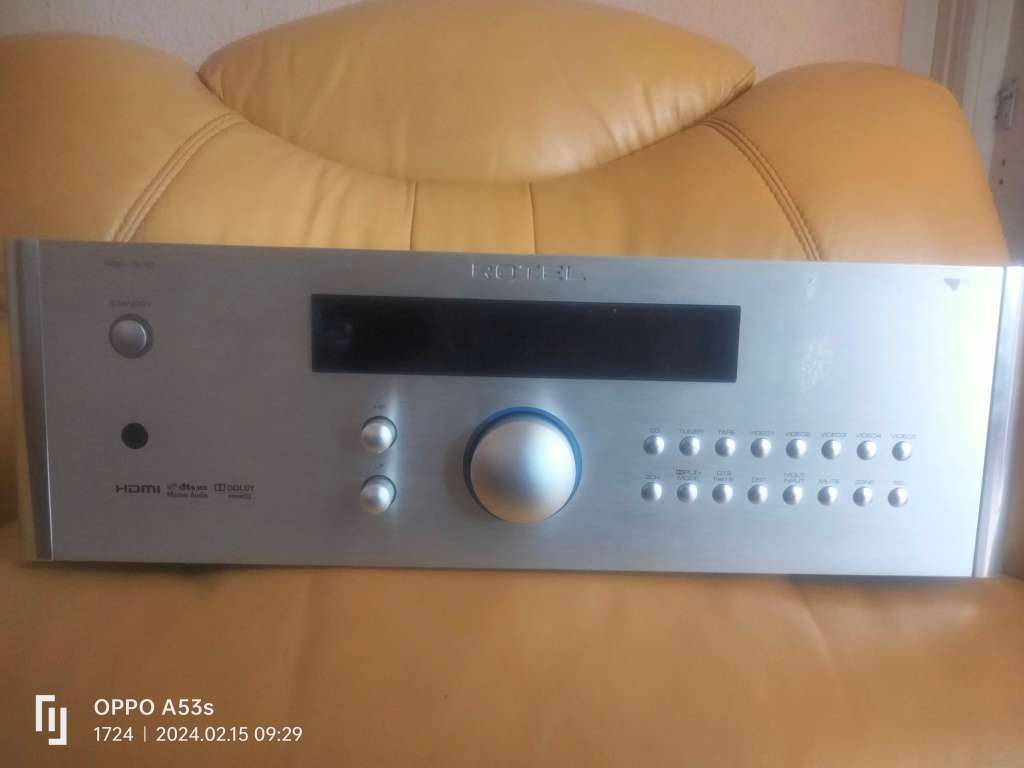 Rotel RSP-1570 7.1 Channel Home Theater Processor, Preamplifier, RSP1570