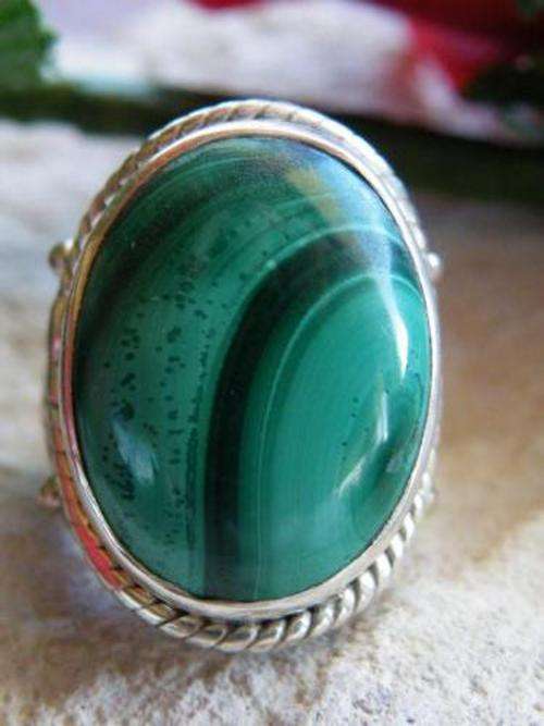 Malachite .925 Silver Ring Size 6 1/2 PLUS Free Ring Box