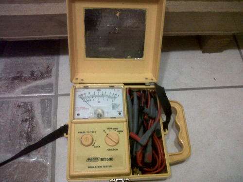 Major Tech MT500 Insulation Tester