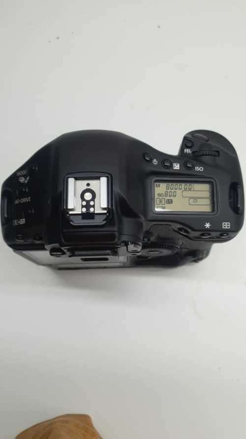 canon 1D mk3 and 70-200mm Tamron G1 lens