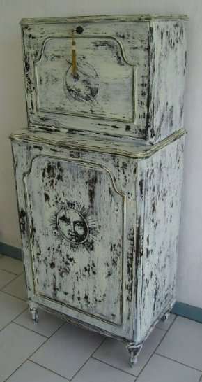 Aumy - Shabby Chic Drinks Cabinet