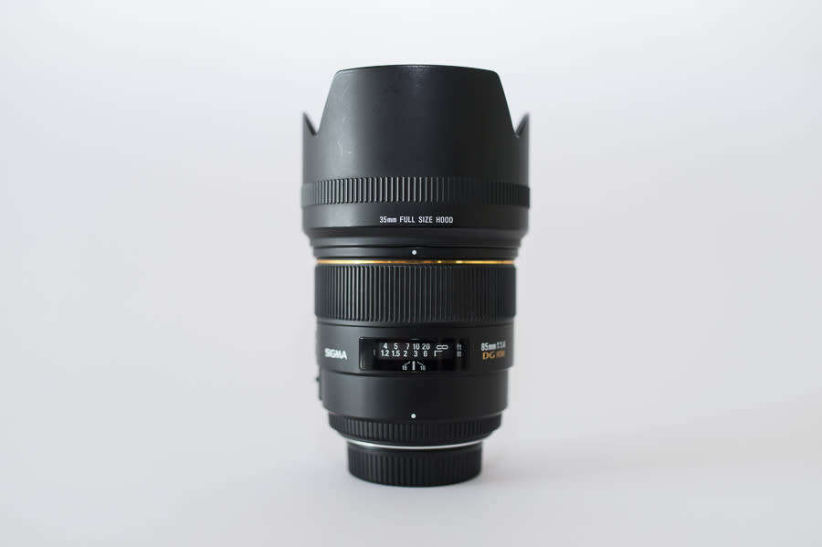 Sigma 85mm 1.4 EX DG (for Nikon Mount) Lens