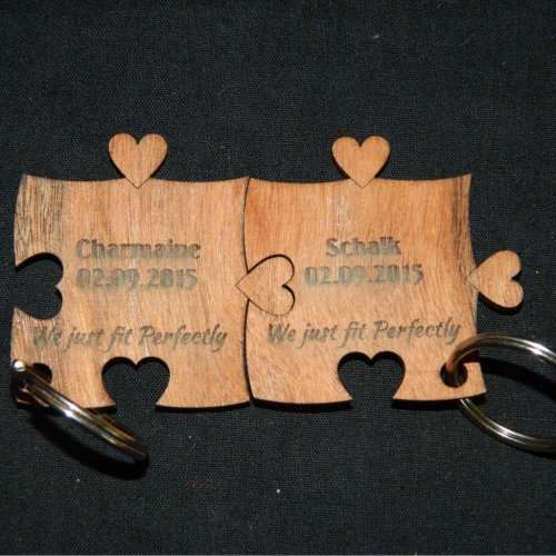 HEART PUZZLE KEYRING (set of 2)