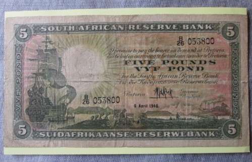 Five Pounds / Vyf Pond banknote MH de Kock dated 6 April 1946 - 1st Issue