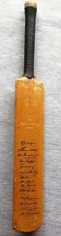 Gradidge Super England (Autographs) - Small Bat