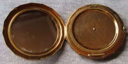 Powder Compact / Mirror