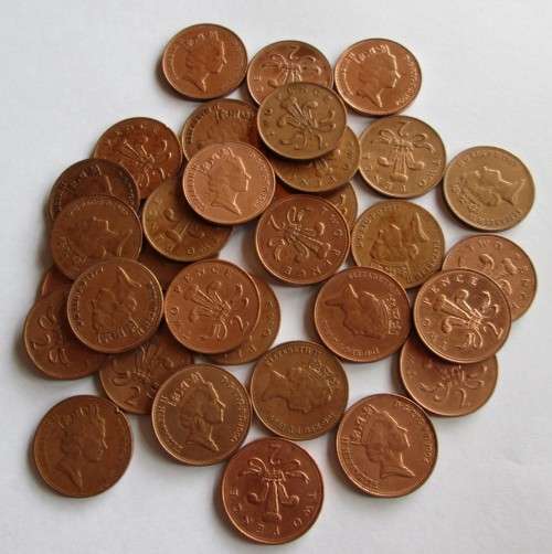 Two Pence 1985-1989 / 1991-1995/97/99/00 (x32 Coins Lot)