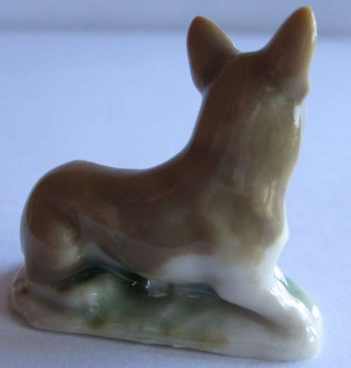 WADE CORGI FIRST WHIMSIES SET SEVEN PEDIGREE DOGS 1957-1961 (SEE DESCRIPTION)