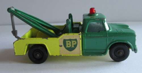 1960's DODGE WRECK TRUCK No 13 MATCHBOX SERIES (MADE IN ENGLAND BY LESNEY)