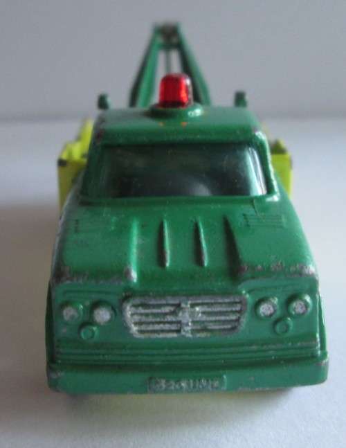 1960's DODGE WRECK TRUCK No 13 MATCHBOX SERIES (MADE IN ENGLAND BY LESNEY)