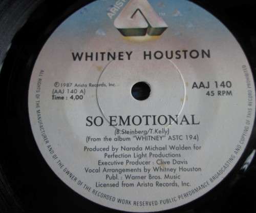 WHITNEY - SO EMOTIONAL 1987 (AAJ 140) 45 RPM