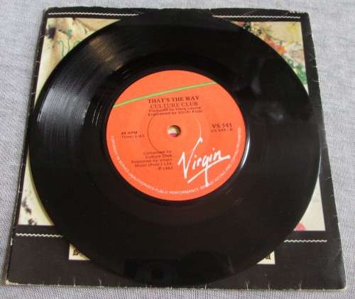 CULTURE CLUB - 1983 KARMA CHAMELEON/ THAT`s THE WAY (YS 545) 45 RPM RECORD - A3208