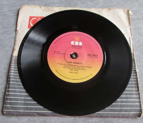TIME BANDITS -1985 FICTION/ENDLESS ROAD (SSC 5837) 45 RPM RECORD - A3335