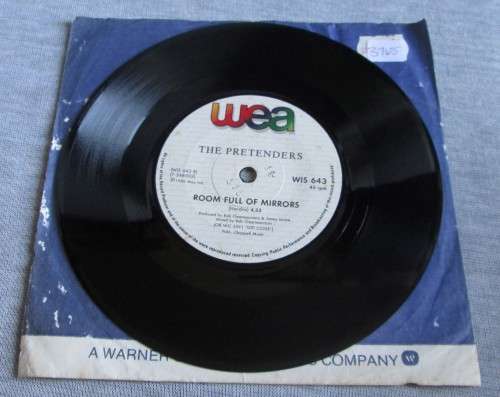 THE PRETENDERS - 1986 ROOM FULL OF MIRRORS/HYMN TO HER (WIS 643) 45 RPM RECORD - A3475