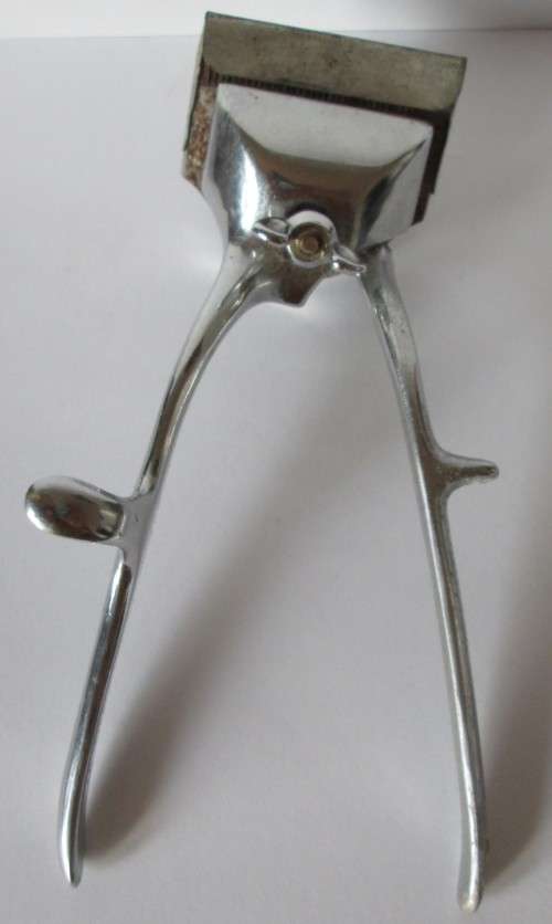 1940`s VINTAGE A HAIR CLIPPER BY BURMAN MADE IN ENGLAND IN ORIGINAL BOX - W12