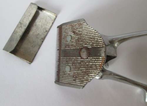 1940`s VINTAGE A HAIR CLIPPER BY BURMAN MADE IN ENGLAND IN ORIGINAL BOX - W12