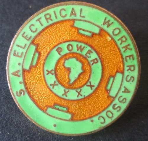 SOUTH AFRICAN ELECTRICAL WORKERS ASSOCIATION LAPEL PIN - A117