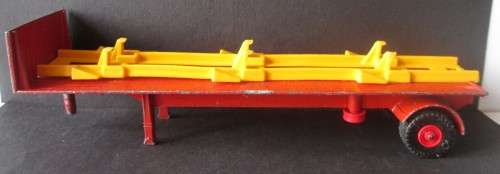 TASKER TRANSPORTER FORD TRACTOR No K20 MADE IN ENGLAND LESNEY - A157