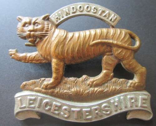 HINDOOSTAN REGIMENT LEICESTERSHIRE CAP BADGE - RAK319