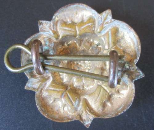 EAST LANCASHIRE REGIMENT COLLAR BADGE - RAK129