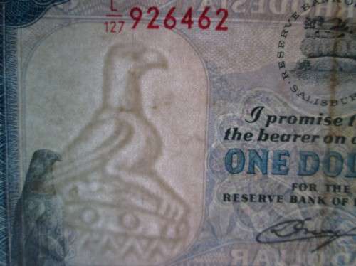 ONE DOLLAR 1979 RESERVE BANK OF RHODESIA SERIAL No L127 926462 WATERMARK ZIMBABWE BIRD - RAKN/48