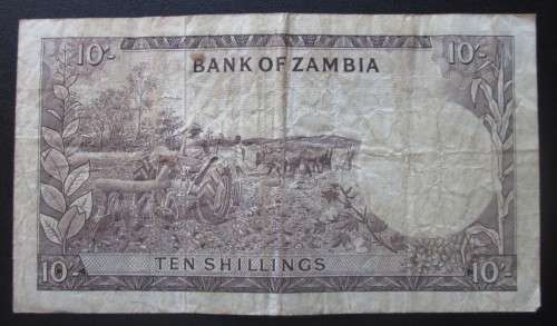 10/-  SHILLING BANK OF ZAMBIA SERIAL Nr A5 396693 WATERMARK WILDEBEEST - RAK588