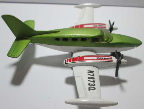 1974 CESSNA 402 SB9 AIRCRAFT MATCHBOX - RAKV/33