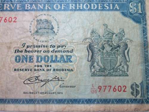 ONE DOLLAR 1979 RESERVE BANK OF RHODESIA SERIAL No L120 977602 WATERMARK ZIMBABWE BIRD - RAKN/6
